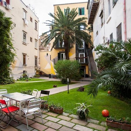 La Controra Hostel Naples Luaran gambar